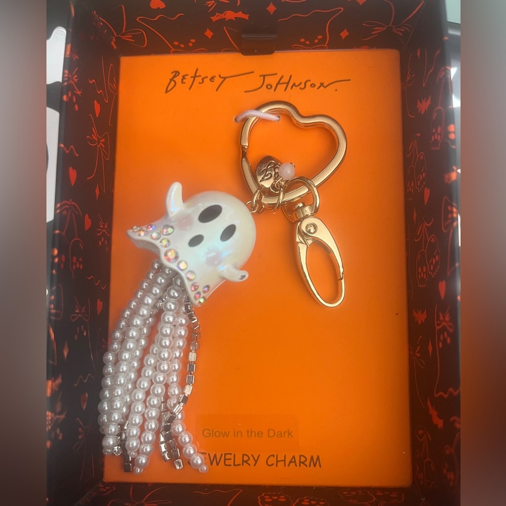 Betsey Johnson Ghost Bag Charm/keychain